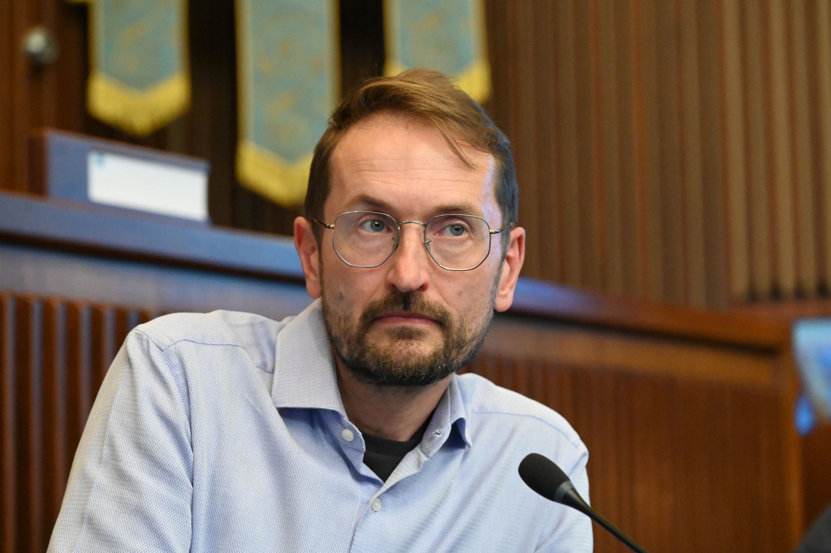 MINORANZA SLO. ASSEMBLEA ELETTI CHIEDE CESSAZIONE CONTROLLI CONFINI